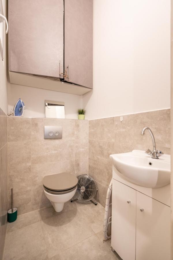 The White House Apartment بودابست المظهر الخارجي الصورة