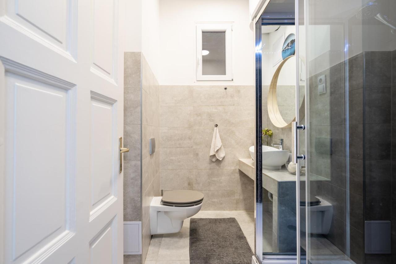 The White House Apartment بودابست المظهر الخارجي الصورة